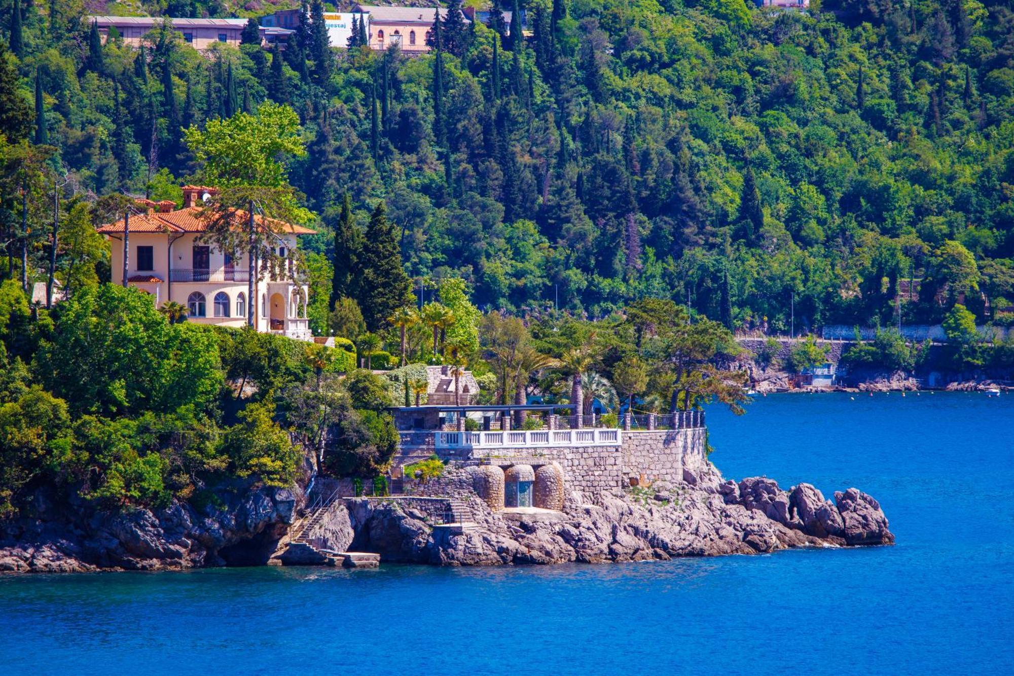 Villa Volos With Roof Terrace, Sea View, Free Private Parking Opatija Ngoại thất bức ảnh
