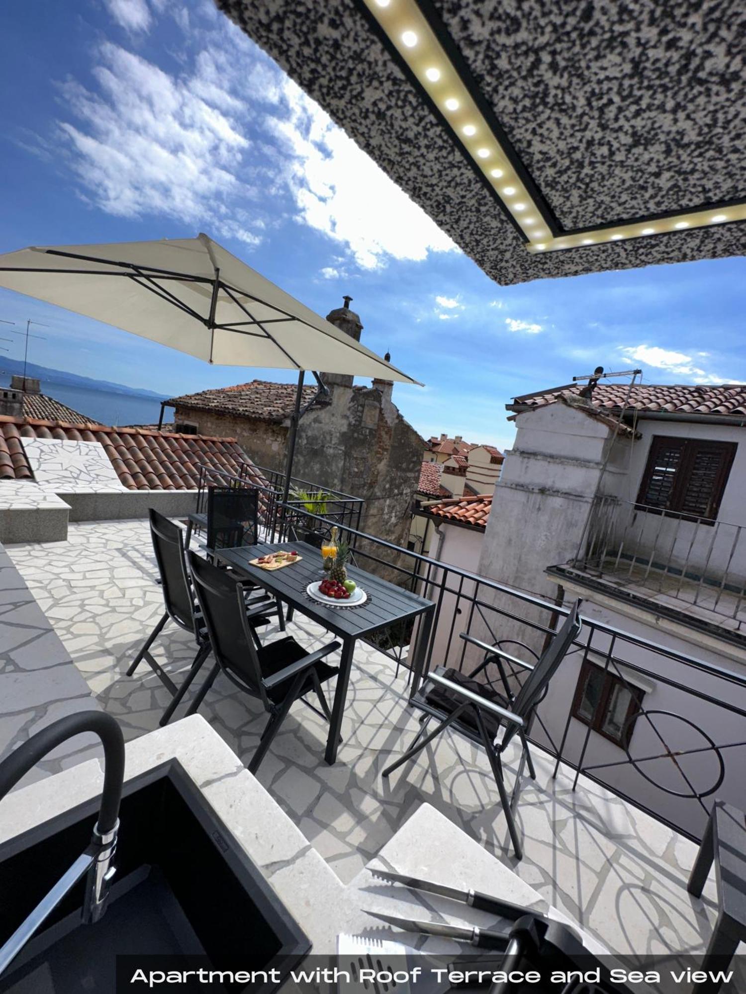 Villa Volos With Roof Terrace, Sea View, Free Private Parking Opatija Ngoại thất bức ảnh