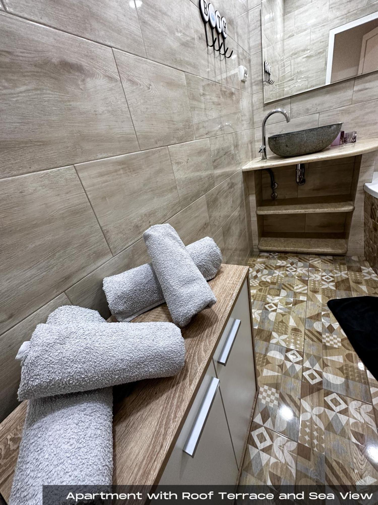 Villa Volos With Roof Terrace, Sea View, Free Private Parking Opatija Ngoại thất bức ảnh