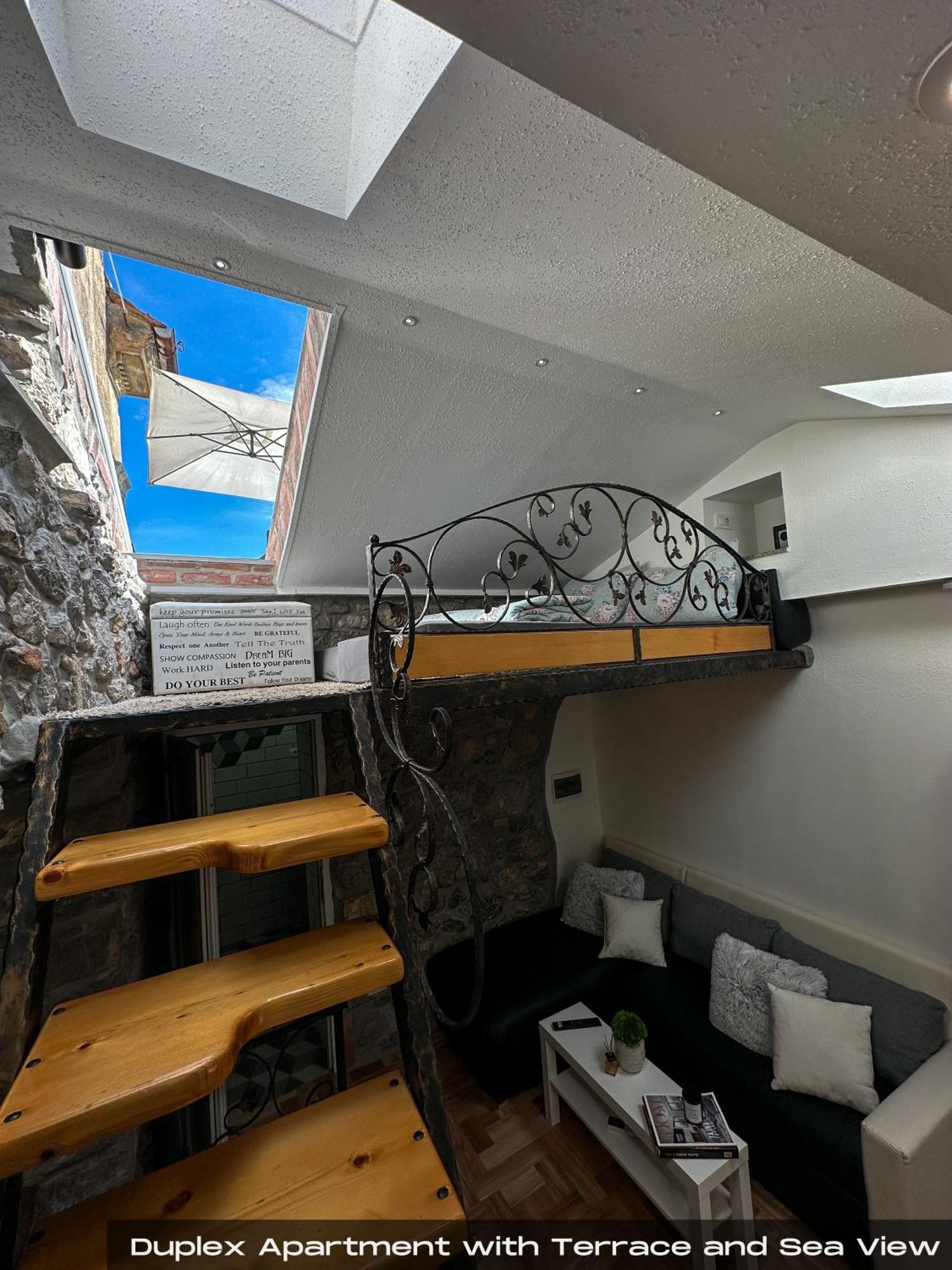Villa Volos With Roof Terrace, Sea View, Free Private Parking Opatija Ngoại thất bức ảnh